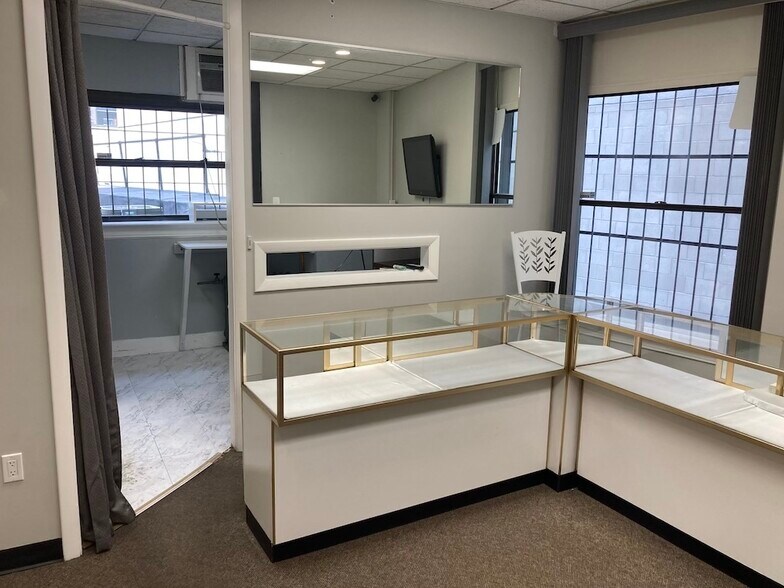 More Photos Of 333 Washington St, Boston Office For Lease