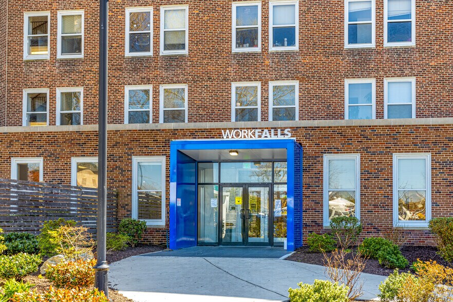 More Photos Of 3300 Henry Ave, Philadelphia Office For Lease