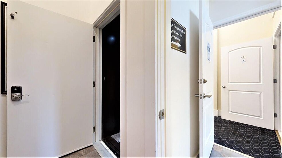 More Photos Of 29 E Market St, Corning Office Residential For Lease