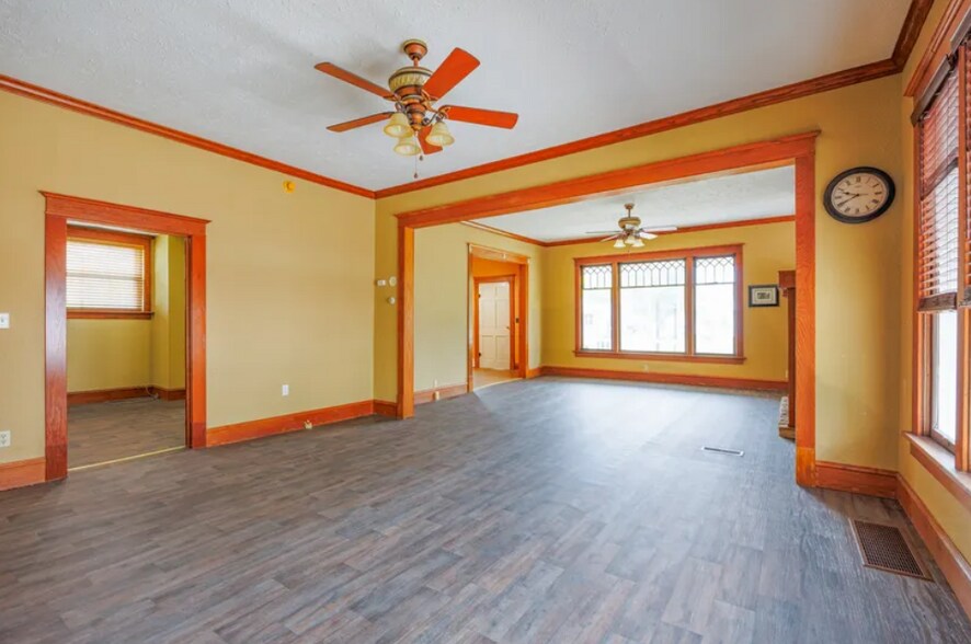 More Photos Of 1015 W Main St, Salem General Retail For Sale