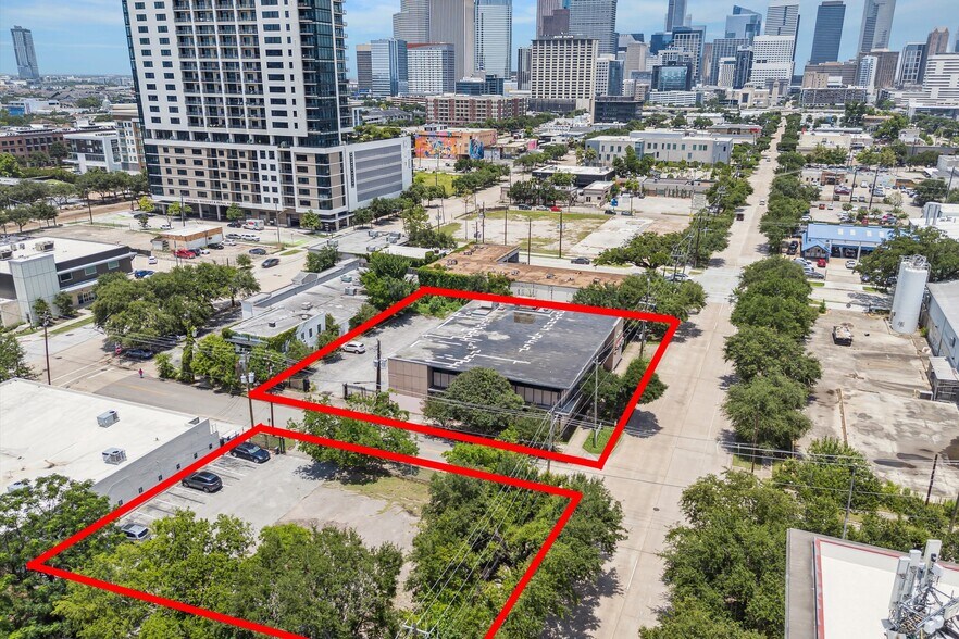 More Photos Of 2918 San Jacinto St, Houston Medical For Sale
