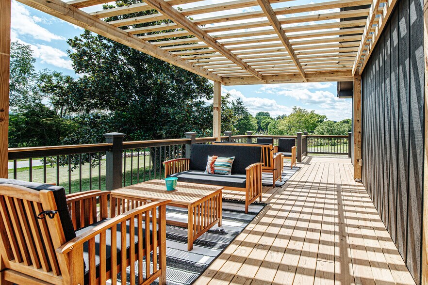 More Photos Of 7847 Rockfish Valley Hwy, Afton Hotel For Sale