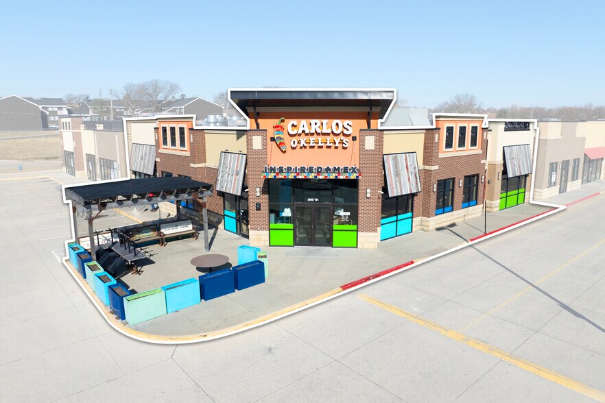 More Photos Of 2060 Sovia Dr, Waterloo Restaurant For Lease