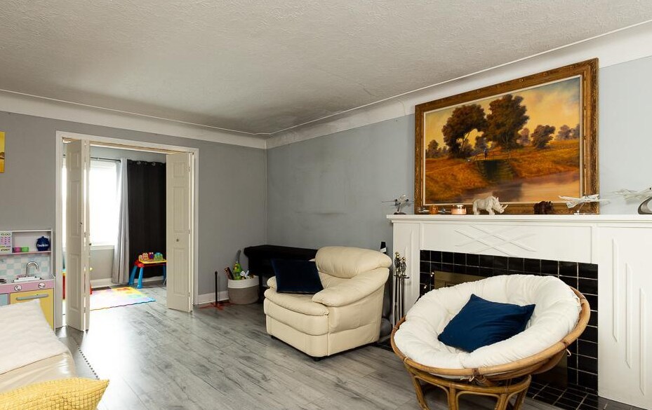 More Photos Of 1099 Hamilton Rd, London Multifamily For Sale