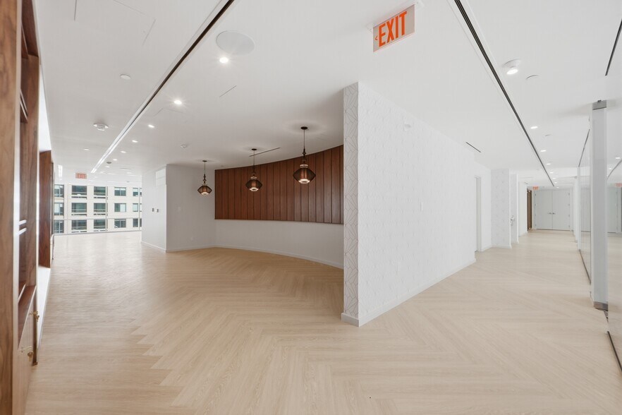 More Photos Of 1430 K St NW, Washington Office For Sale