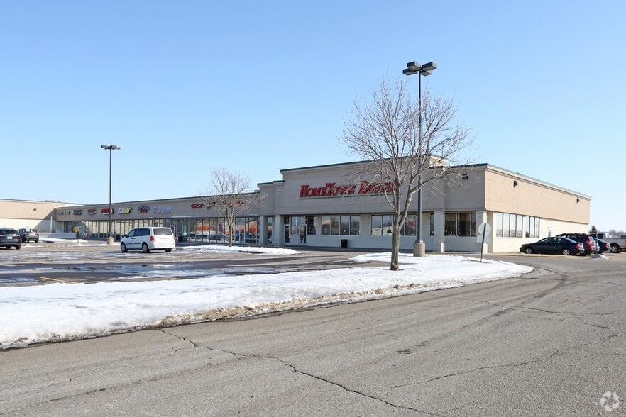 More Photos Of 2900 Deerfield Dr, Janesville General Retail For Lease
