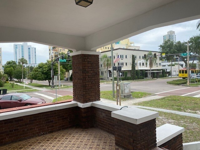 More Photos Of 205 4th Ave N, Saint Petersburg Storefront Retail Office For Sale