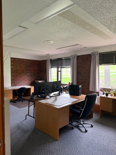 More Photos Of 1604 S 21st St, Colorado Springs Office For Sale