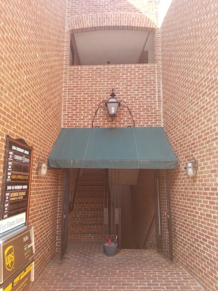 More Photos Of 2486 Rivermont Ave, Lynchburg Storefront Retail Office For Lease