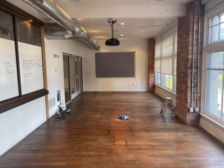 More Photos Of 140-150 S State St, Salt Lake City Loft Creative Space For Lease