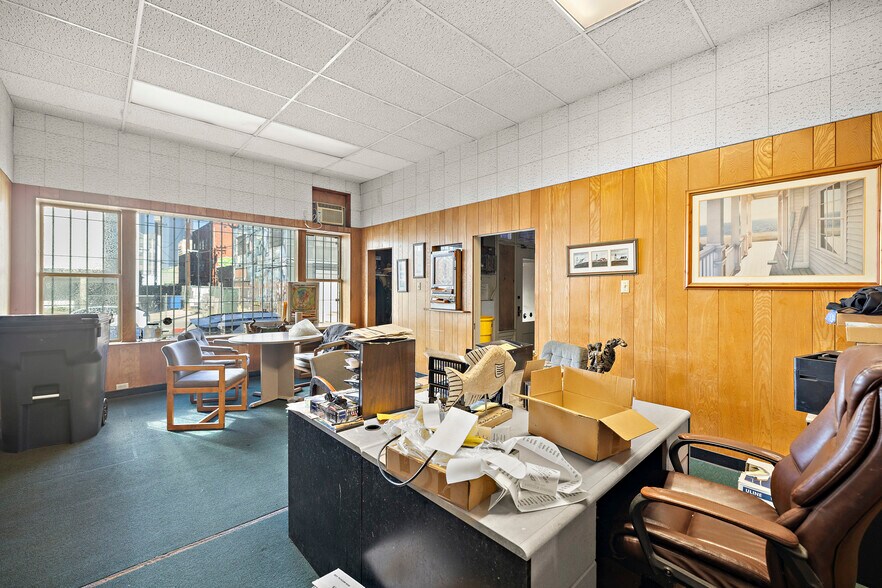 More Photos Of 410-414 Towne Ave, Los Angeles Warehouse For Sale