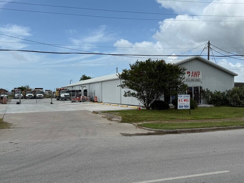 Primary Photo Of 1818 N Padre Island Dr, Corpus Christi Warehouse For Lease