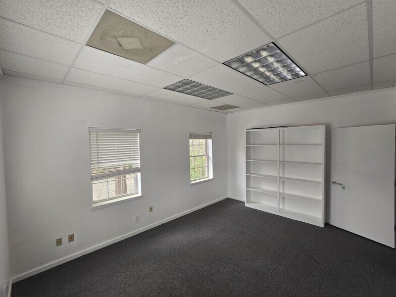 More Photos Of 2730 E WT Harris Blvd, Charlotte Office For Lease