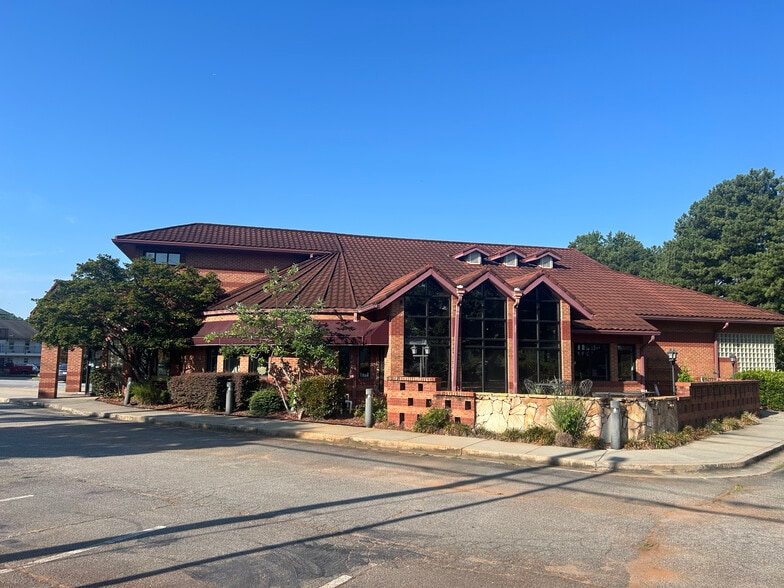 More Photos Of 5370 Peachtree Industrial Blvd, Norcross Restaurant For Sale