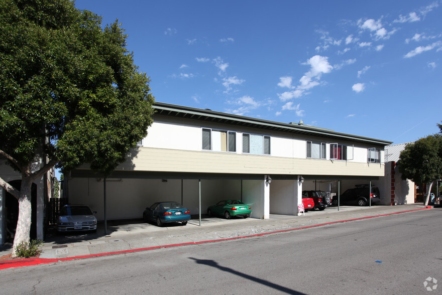 Primary Photo Of 206 Caledonia St, Sausalito Apartments For Sale