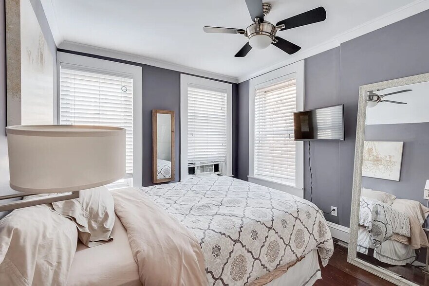 More Photos Of 39 Clifton Pl, Brooklyn Storefront Retail Residential For Sale