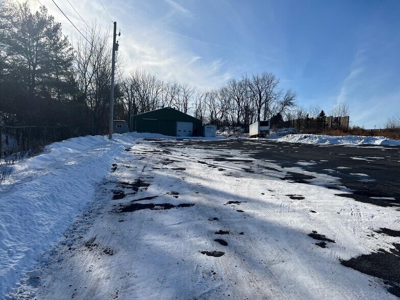 More Photos Of 832 Trexlertown Rd, Breinigsville Warehouse For Sale
