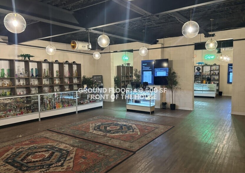 More Photos Of 660 Tonnele Ave, Jersey City Showroom For Lease