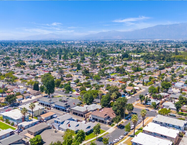 More Photos Of 1147 W D St, Ontario Multifamily For Sale