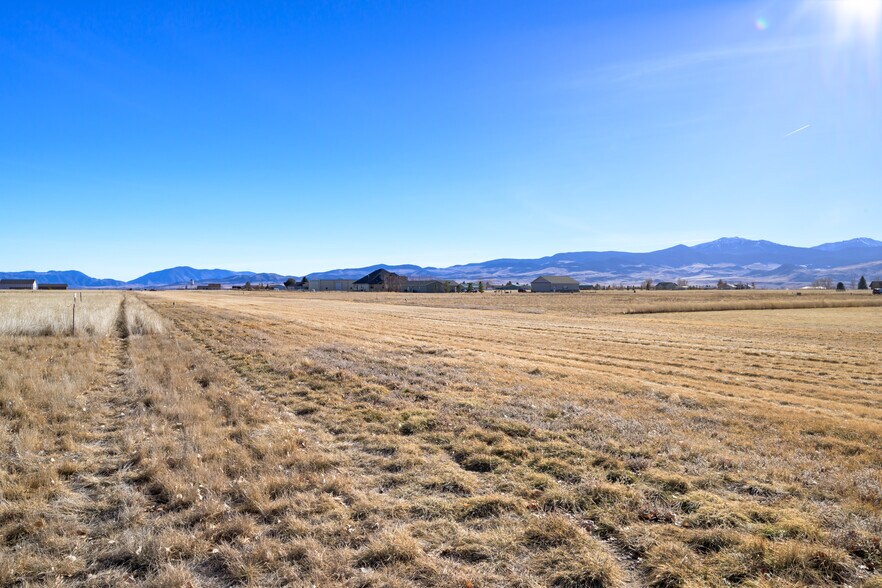 More Photos Of 45 N Centurion Way, Whitehall Airplane Hangar For Sale