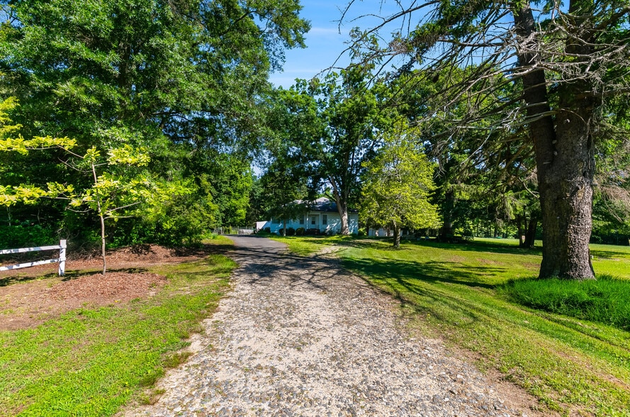 More Photos Of , La Plata Unknown For Sale