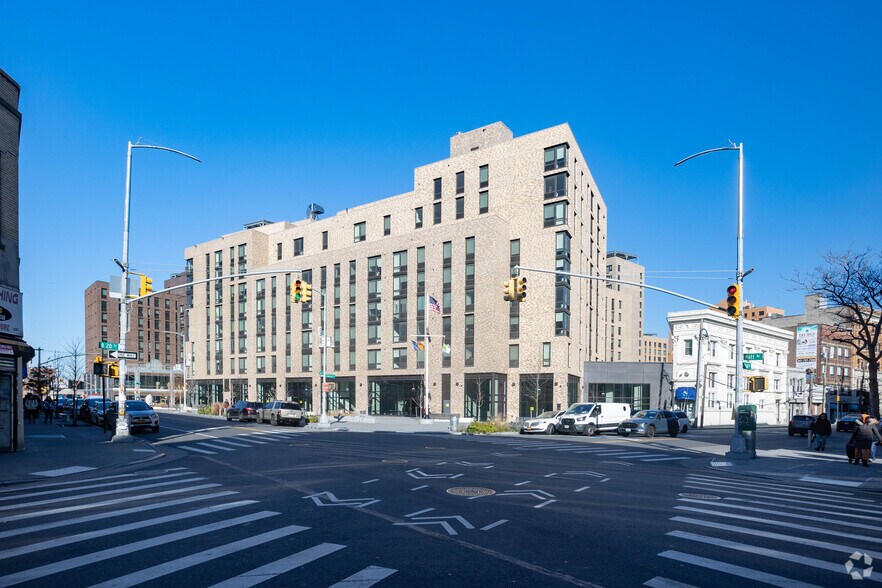 More Photos Of 1725 Village Ln, Far Rockaway Apartments For Lease