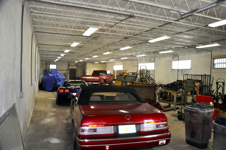 More Photos Of 842 NW 7th Ter, Fort Lauderdale Warehouse For Sale