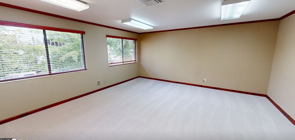 More Photos Of 71-85 Washington St, Reno Office For Lease