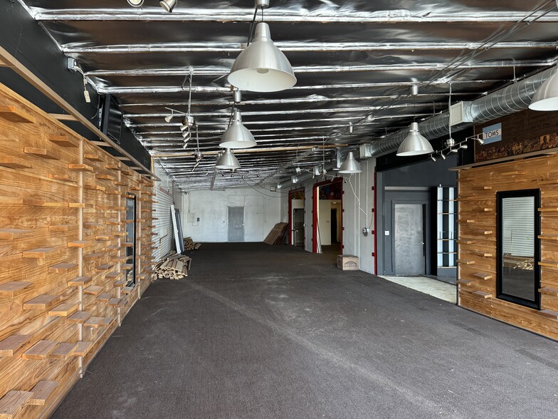 More Photos Of 13161-13245 Harbor Blvd, Garden Grove Restaurant For Lease