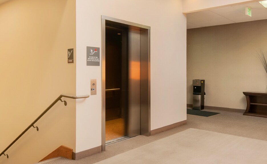 More Photos Of 1615 Orange Tree Ln, Redlands Office For Sale