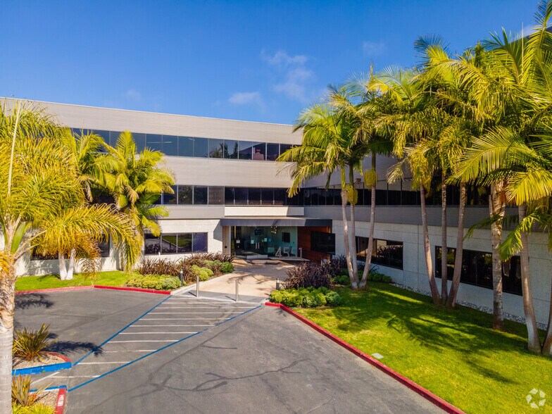 More Photos Of 4551 Glencoe Ave, Marina Del Rey Office For Lease