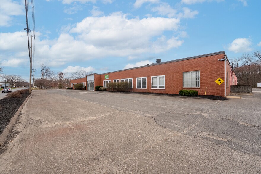 More Photos Of 755 New Ludlow Rd, South Hadley Warehouse For Sale