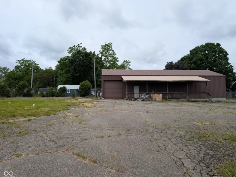More Photos Of 1113 S Madison Ave, Anderson Warehouse For Sale