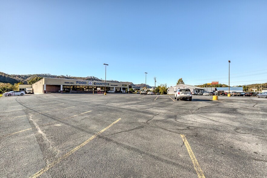 More Photos Of 353 Duff Patt hwy, Duffield General Retail For Sale