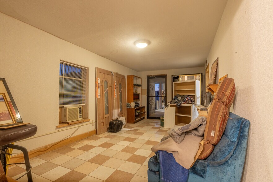 More Photos Of 14751 Horizon Blvd, Horizon City Warehouse For Lease