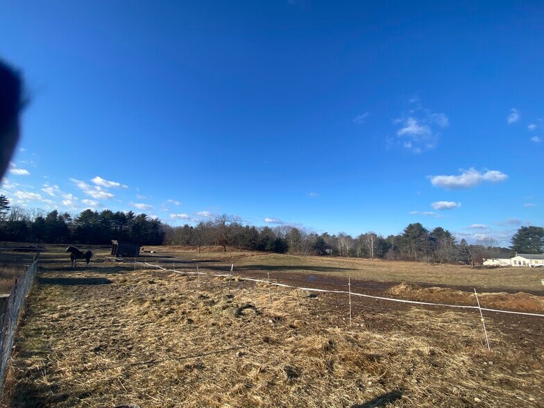 More Photos Of 668 Hollis Rd, Hollis Center Warehouse For Sale