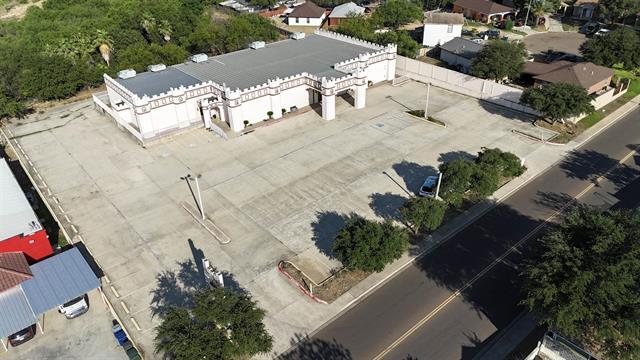 More Photos Of 819 Los Presidentes Ave, Laredo Storefront Retail Office For Sale