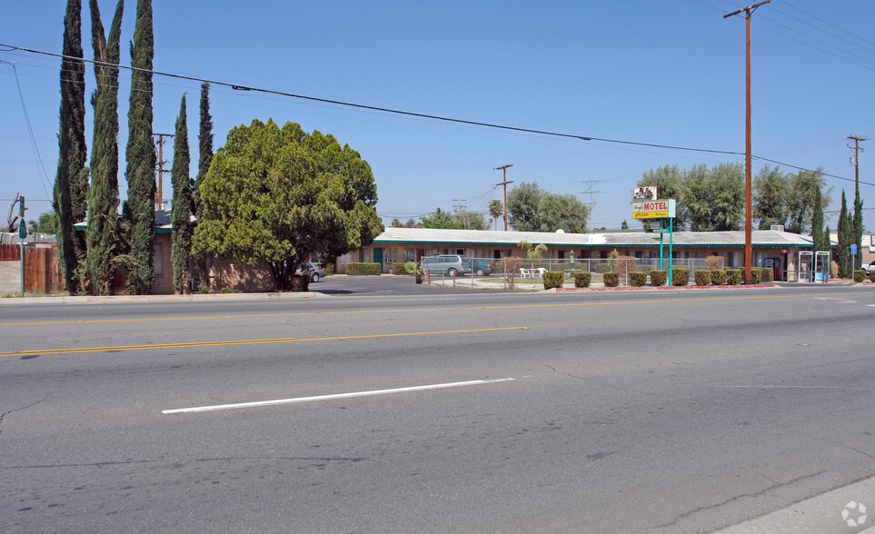 Primary Photo Of 475 N San Jacinto St, Hemet Hotel For Sale
