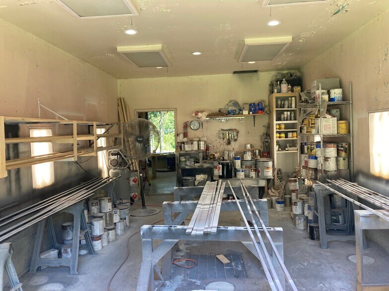 More Photos Of 2682 AR-56, Calico Rock Service For Sale