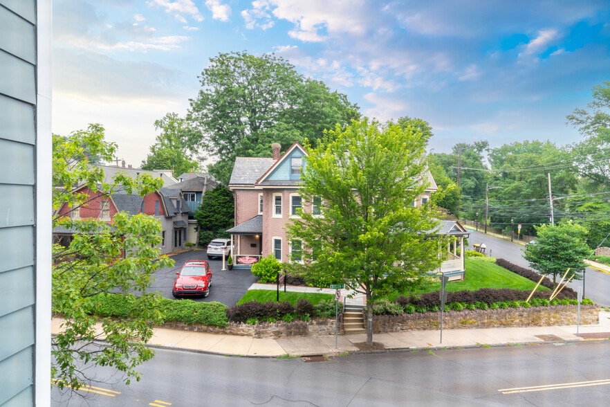 More Photos Of 78 S Main St, Doylestown Office Residential For Sale