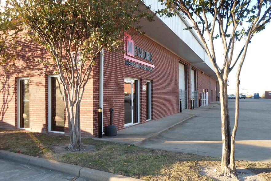 More Photos Of 11875 W Little York Rd, Houston Unknown For Lease