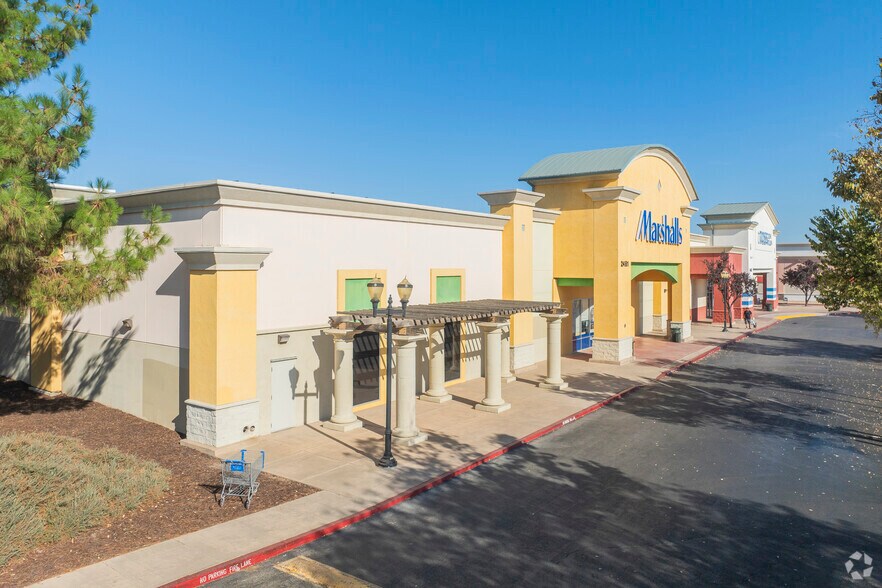 More Photos Of 2481-2483 Naglee Rd, Tracy General Retail For Lease