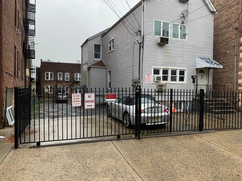 Primary Photo Of 79 Romaine Ave, Jersey City Land For Sale