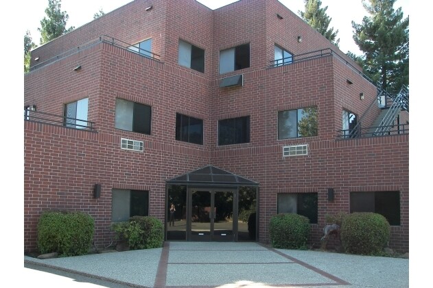 More Photos Of 1510 Poole Blvd, Yuba City Office For Lease