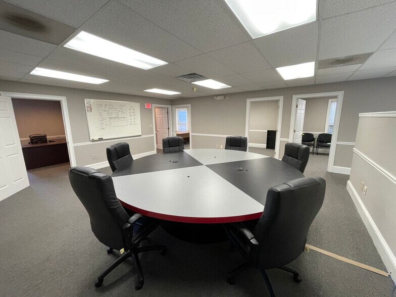 More Photos Of 6298 Baker Ct, Norcross Office For Lease