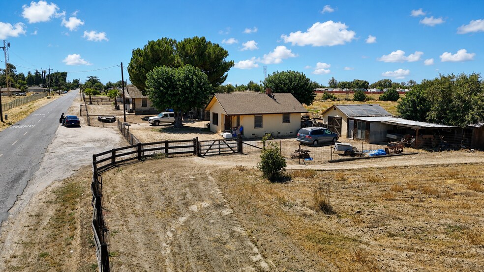 More Photos Of 1367 N Marks Ave, Fresno Land For Sale