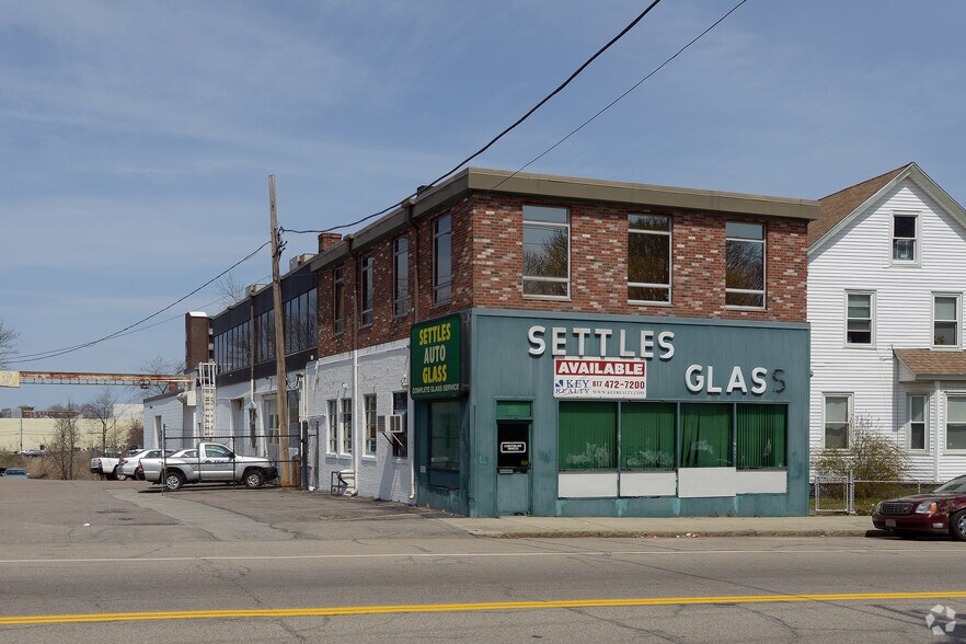 More Photos Of 190-196 Washington St, Quincy Auto Repair For Lease