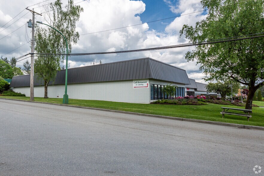 More Photos Of 4173-4199 McConnell Dr, Burnaby Warehouse For Lease