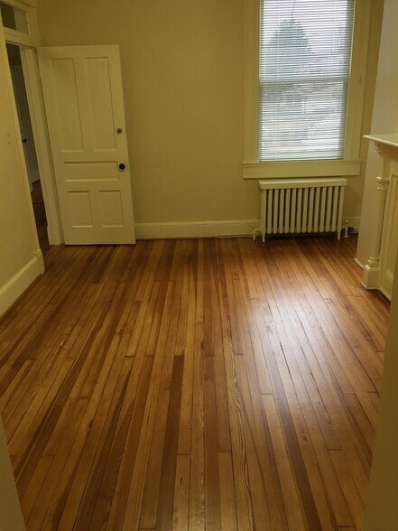 More Photos Of 1511 King St, Alexandria Office Residential For Lease