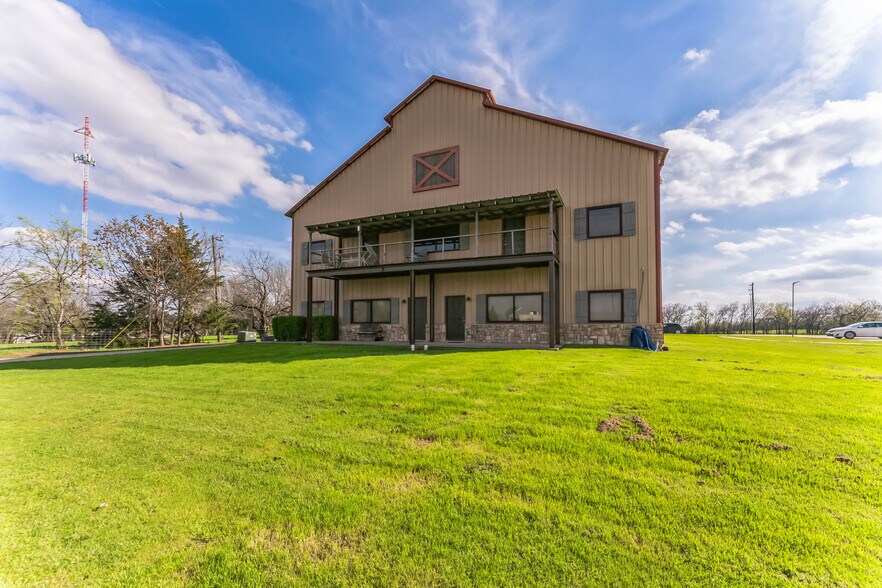 More Photos Of 2701 Hartlee Field Rd, Denton Office Residential For Sale